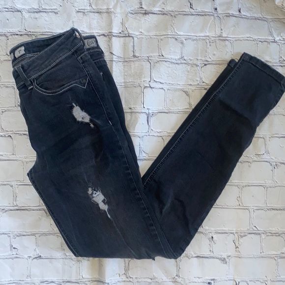 Sneak Peek Black Skinny Jeans - Picture 1 of 5
